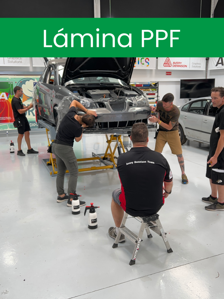 Formación PPF - Formación de aplicación de lámina de protección para la carrocería de vehículos.